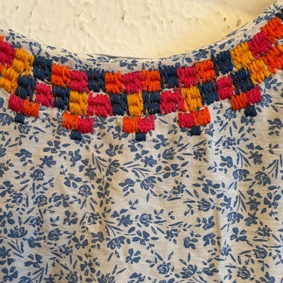 💚💚💚BOGOHO💚💚💚THML Blue Floral Top with Multicolor Embroidery - Picture 8 of 10